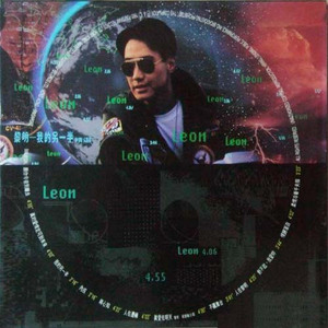 多女多男上舔下吸视频
